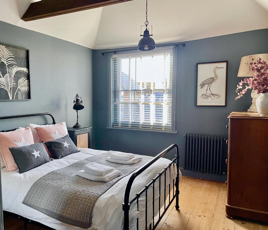 Fabulous Apartment Seconds From Beach By Whitstable-Holidays, Pudding Pan Kültér fotó