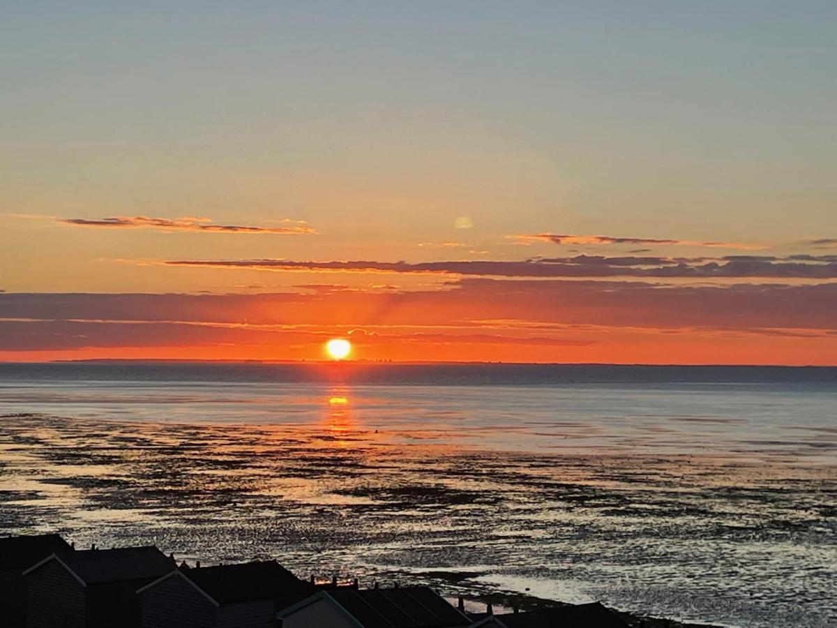 Fabulous Apartment Seconds From Beach By Whitstable-Holidays, Pudding Pan Kültér fotó