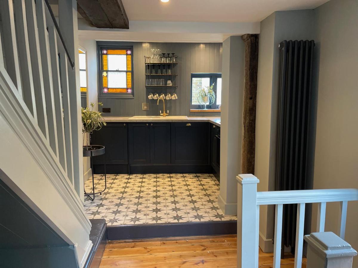 Fabulous Apartment Seconds From Beach By Whitstable-Holidays, Pudding Pan Kültér fotó